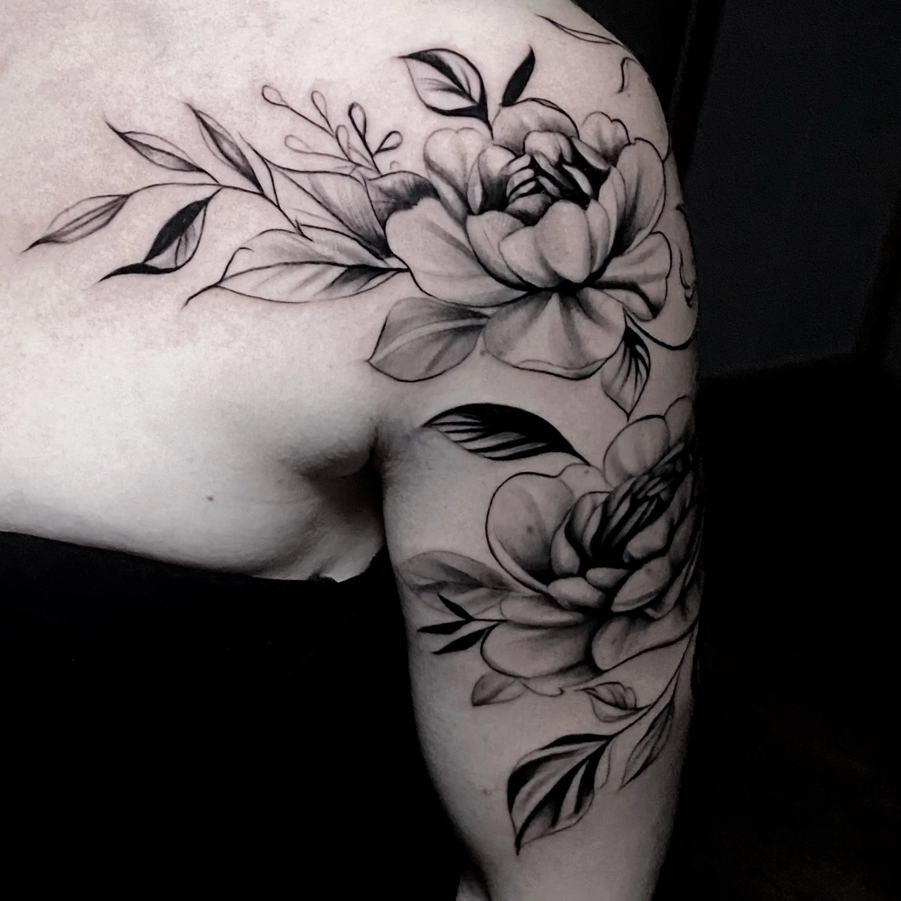 flori — Floral Tattoo Bern Solothurn — Berkunst Tattoo Utzenstorf
