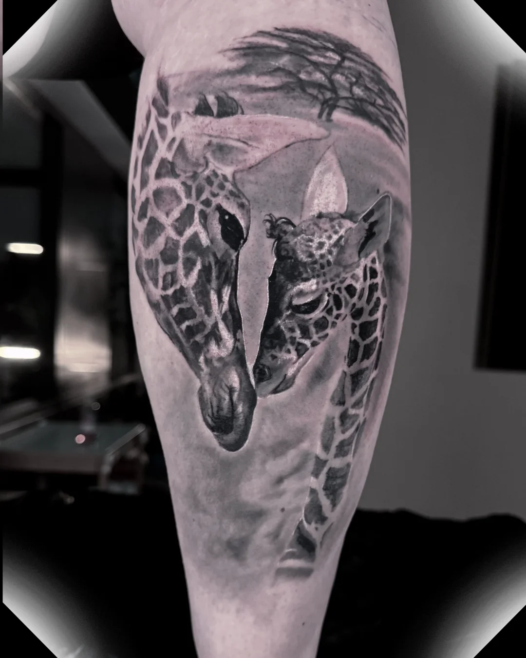 zsiraf — Realistik Tattoo Bern — Berkunst Tattoo Utzenstorf