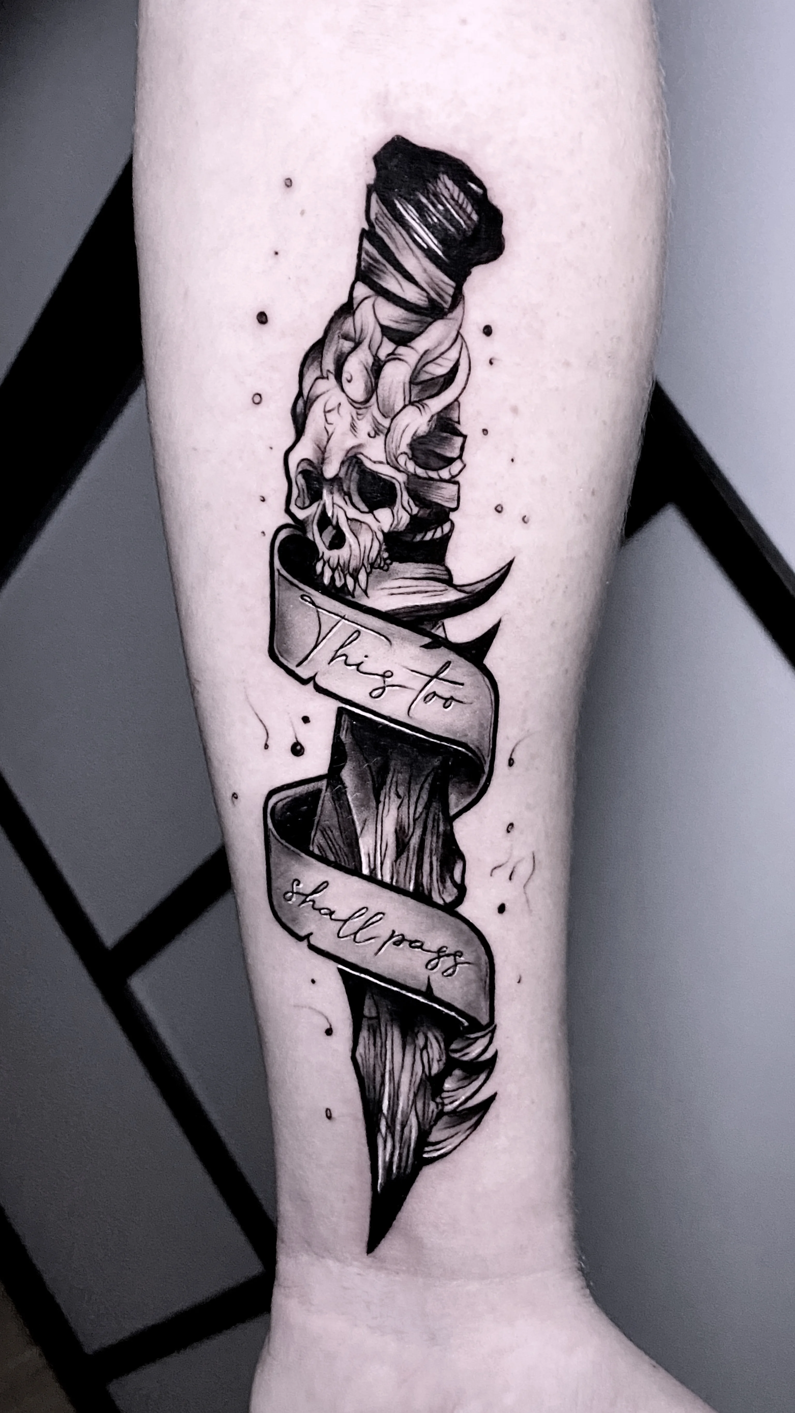 kes — Fineline Tattoo Bern Solothurn — Berkunst Tattoo Utzenstorf